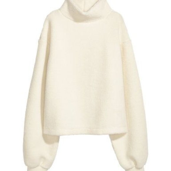 NW0T💕 H & M Relaxed-fit Soft Faux Shearling Top - Picture 2 of 8